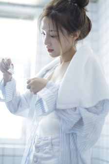 女人被多人运动过的表现